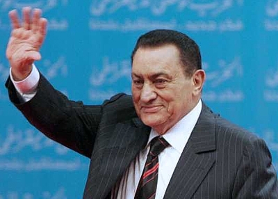 Врачи: Мубарак жив